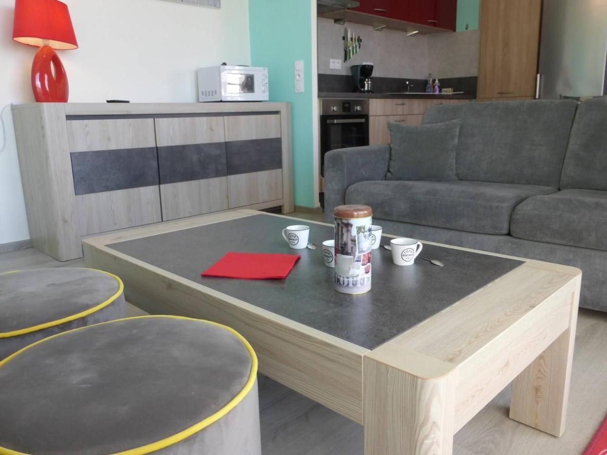 Appartement 2 Pieces Avec Balcon, Parking Et Proche Plage A Saint-Gilles-Croix-De-Vie - Fr-1-224-587 מראה חיצוני תמונה