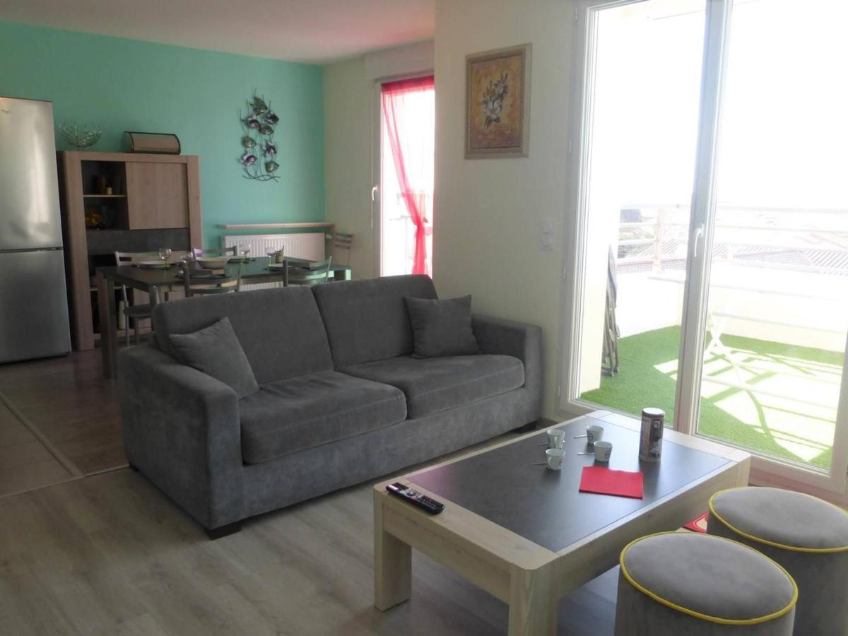 Appartement 2 Pieces Avec Balcon, Parking Et Proche Plage A Saint-Gilles-Croix-De-Vie - Fr-1-224-587 מראה חיצוני תמונה