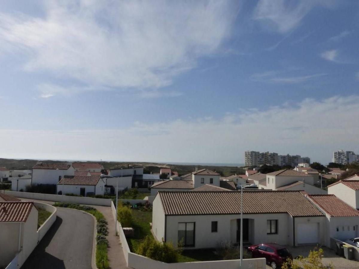 Appartement 2 Pieces Avec Balcon, Parking Et Proche Plage A Saint-Gilles-Croix-De-Vie - Fr-1-224-587 מראה חיצוני תמונה
